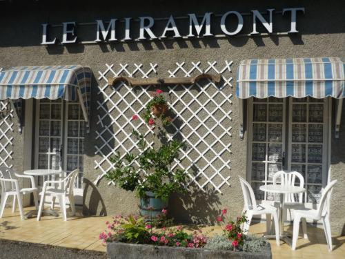Le Miramont Bed & Breakfast Orincles Exterior photo